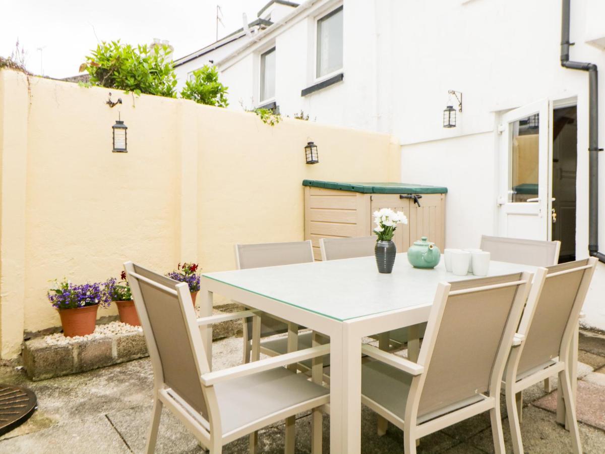 The Yellow House, 13 King Street Dawlish Exterior foto